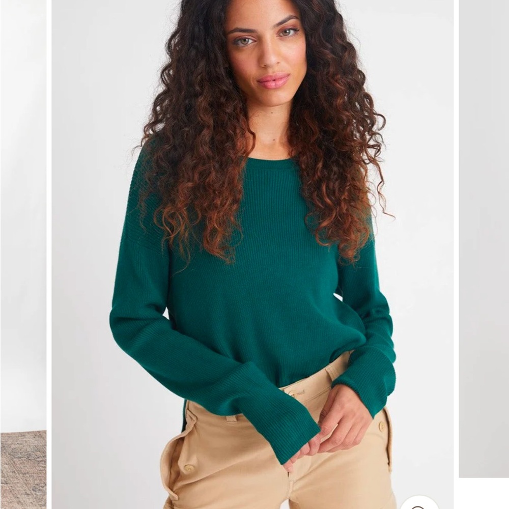 525 Nola Ribbed Crew - emerald